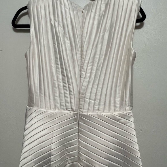 NEW Michael Costello x REVOLVE Sara Gown Dress - Picture 7 of 9